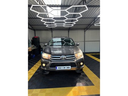 2016 Toyota Hilux - thumbnail 13