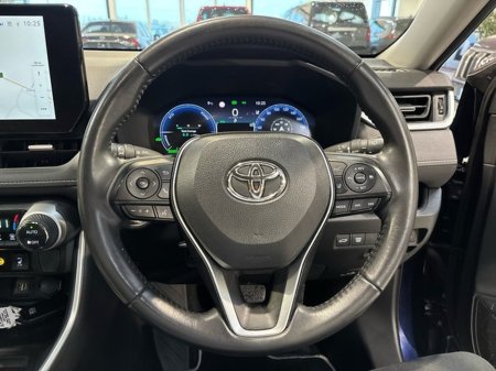 2024 Toyota Rav4 HYBRID SOL AUTO €43,950 thumbnail