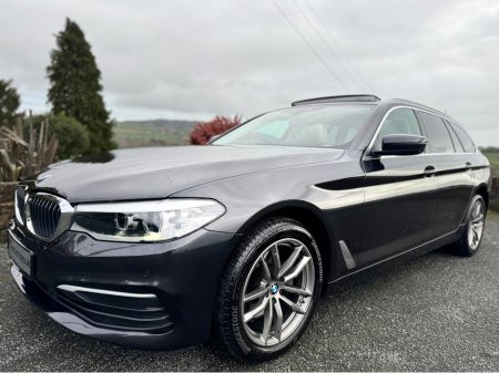 2019 BMW 5 Series 520D TOURING * PANROOF * 3D CAMERA PACK * €24,950 thumbnail