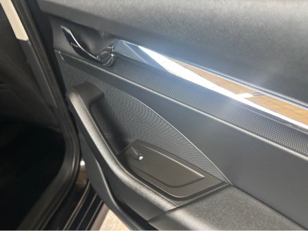 2021 Skoda Octavia - photo 6