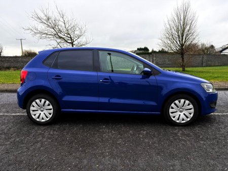 2012 Volkswagen Polo - thumbnail 2