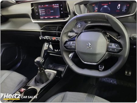 2023 Peugeot 2008 - thumbnail 12