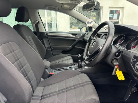 2016 Volkswagen Golf EDITION-R 1.6 TDI MANUAL 5SPEED 5DR 1 110HP thumbnail