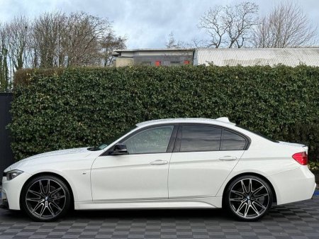 2015 BMW 3 Series 320d M-SPORT COMPETITION // HEADS-UP DISPLAY // LEATHER M-SPORT INTERIOR // REVERSE CAMERA €18,750 thumbnail