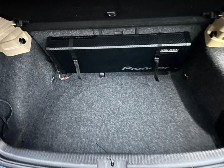 2004 Volkswagen Golf 1.6 COMFORT 5DR 102BHP €3,950 thumbnail