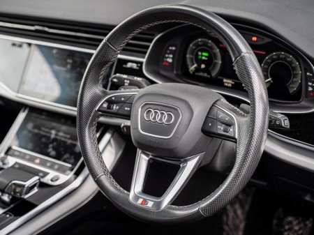 2021 Audi Q7 - thumbnail 8