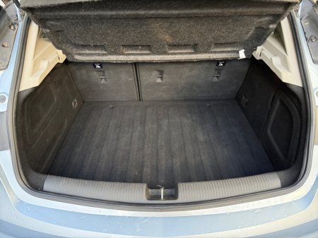 2016 Vauxhall Astra - thumbnail 9