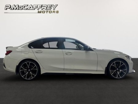 2019 BMW 3 Series - thumbnail 4