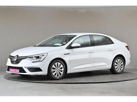 2017 Renault Megane - thumbnail 4