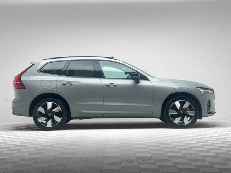 2024 Volvo XC60 PLUS T6 RECHARGE €52,990 thumbnail