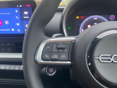 2026 Fiat 600 Dolcevita 1 2 Hybrid Edct €29,995 thumbnail