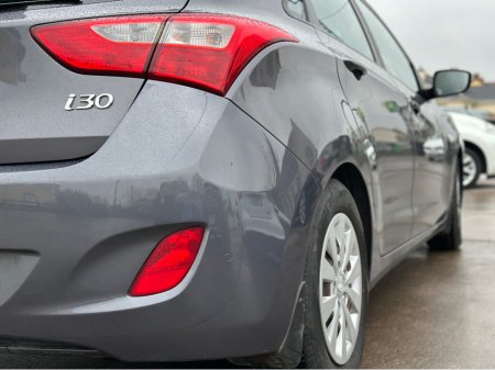 2016 Hyundai i30 1.4 PETROL CLASSIC 5DR thumbnail