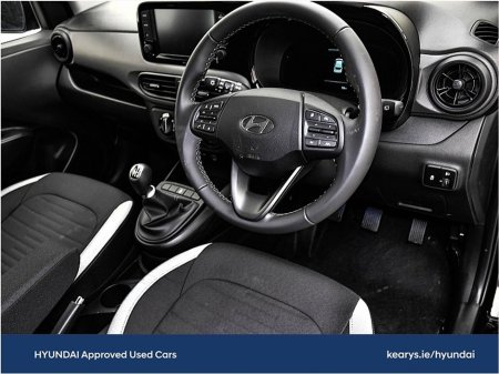 2023 Hyundai i10 Deluxe €17,895 thumbnail