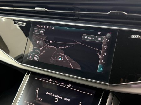 2022 Audi Q7 S LINE 55 TFSI E QUATTRO €64,990 thumbnail