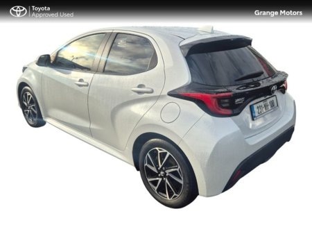 2023 Toyota Yaris 1.5 HYBRID L/SPORT 5DR €24,950 thumbnail
