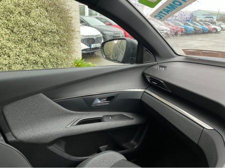 2024 Peugeot 3008 ACTIVE AUTOMATIC PETROL PLUG-IN HYBRID 1.6 //REVERSE CAMERA// €31,950 thumbnail