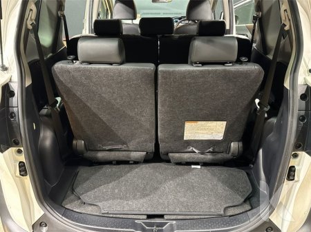 2020 Toyota Sienta - thumbnail 14