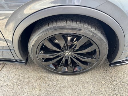 2022 Volkswagen Tiguan - thumbnail 24