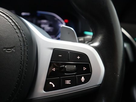 2022 BMW 5 Series - thumbnail 12