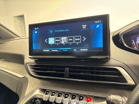 2024 Peugeot 3008 - thumbnail 18