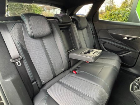 2023 Peugeot 3008 ALLURE PREMIUM+ PHEV €29,995 thumbnail