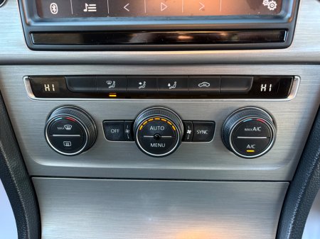 2014 Volkswagen Golf  €12,490 thumbnail