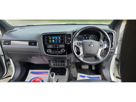 2019 Mitsubishi Outlander - thumbnail 14