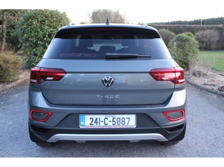 2024 Volkswagen T-Roc - thumbnail 9