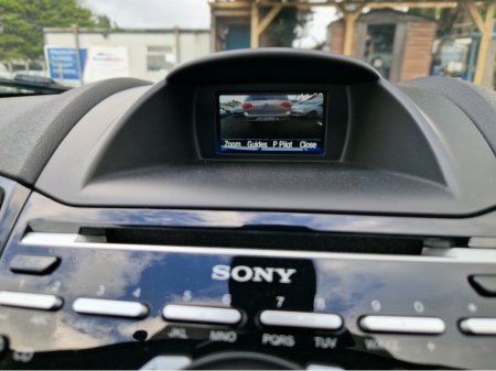 2016 Ford Fiesta 1.0l petrol Auto | High spec €11,450 thumbnail