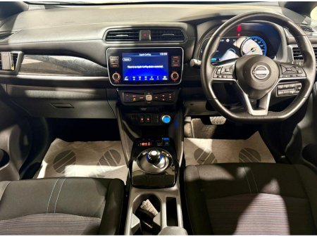 2022 Nissan Leaf 40K EV SV PREMIUM COLD PK 40KW MY2 €16,950 thumbnail