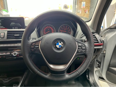 2015 BMW 1 Series - thumbnail 8