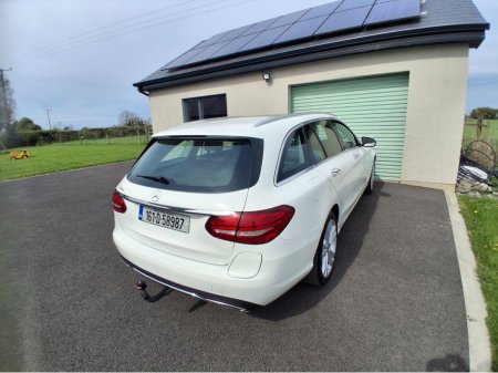 2016 Mercedes-Benz C Class - thumbnail 15