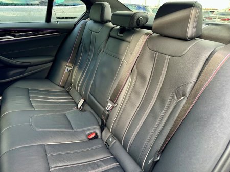 2022 BMW 5 Series - thumbnail 12