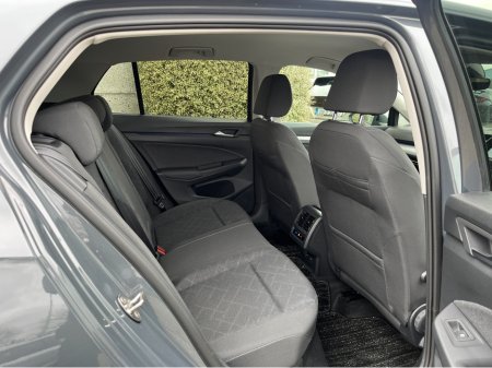 2022 Volkswagen Golf ADAVANCE AUTOMATIC 2.0 DIESEL //HEATED SEATS AND STEERING WHEEL//HEAD UP DISPLAY//REVERSE CAMERA//KEYLESS ENTRY// €27,950 thumbnail