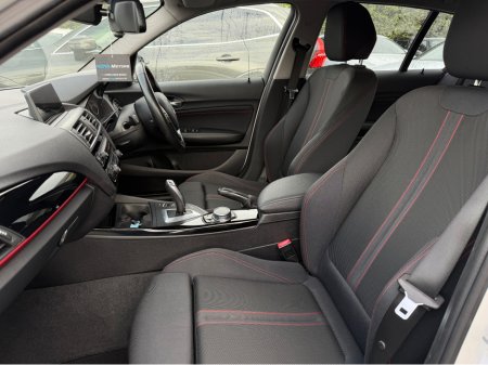 2016 BMW 1 Series - thumbnail 6