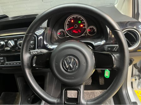 2015 Volkswagen up! - thumbnail 15