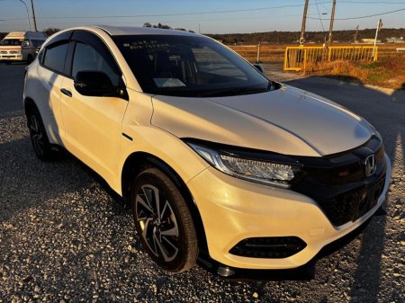 2019 Honda Vezel - view 3