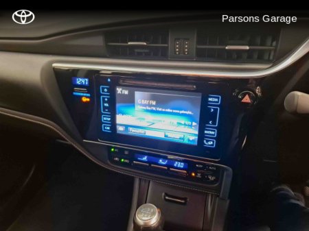 2016 Toyota Auris AURIS 1.2T 5DR LUNA €14,995 thumbnail