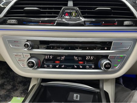 2016 BMW 7 Series - thumbnail 28