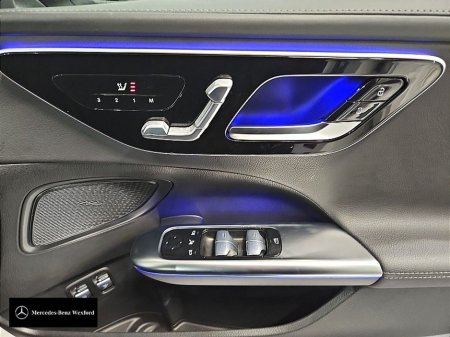 2025 Mercedes-Benz C Class C300e AMG Line with Nightpack/Memory Seats €62,750 thumbnail