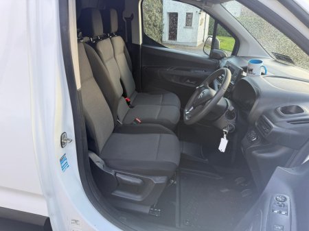 2022 Opel Combo 1.5Blue HDi 100PS NO VAT €11,950 thumbnail