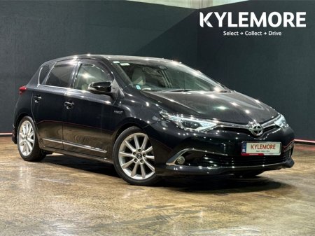 2016 Toyota Auris - thumbnail 1