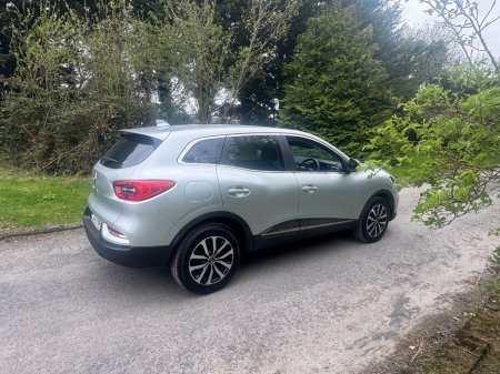 2022 Renault Kadjar - thumbnail 2