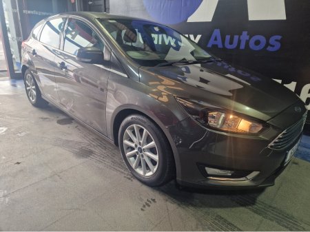 2015 Ford Focus - thumbnail 12