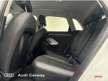 2021 Audi Q3 35 TDI 150HP SE A/T €34,450 thumbnail