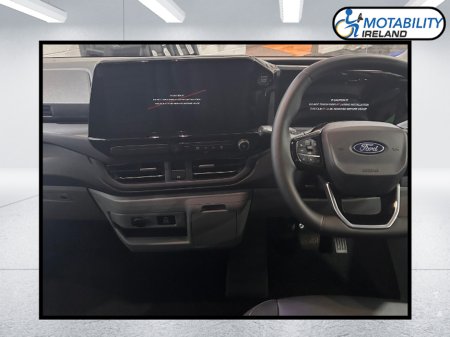 2026 Ford Tourneo Custom - thumbnail 5