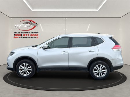 2017 Nissan X-Trail - thumbnail 2