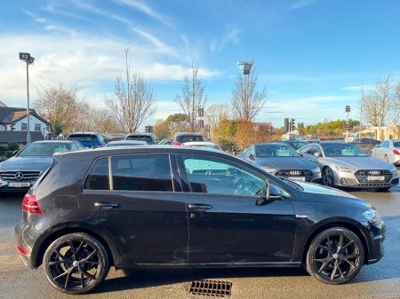 2020 Volkswagen Golf E Golf Elec 136PS 5DR Auto €15,950 thumbnail