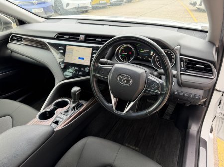2020 Toyota Camry - thumbnail 15