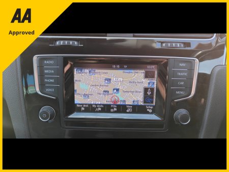 2016 Volkswagen Golf 2016 HIGHLINE 1.6 TDI MANUAL Estate €11,950 thumbnail